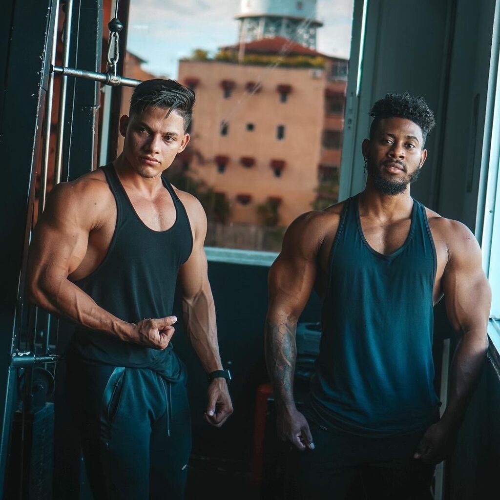 Exploring the Latest Trends in Activewear: Fashion, Functionality, and Sustainability
